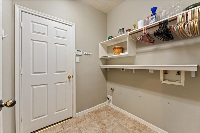 21861 Maidens Crossing Drive, Kingwood, TX 77339