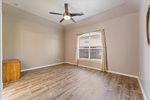 21861 Maidens Crossing Drive, Kingwood, TX 77339