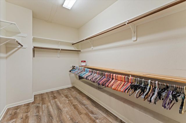 21861 Maidens Crossing Drive, Kingwood, TX 77339