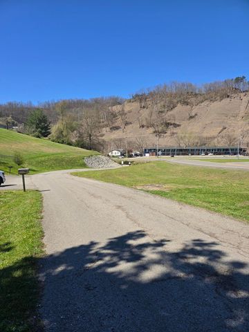 217 & 219 Elizabeth Drive 217 219 A-B, Hazard, KY 41701