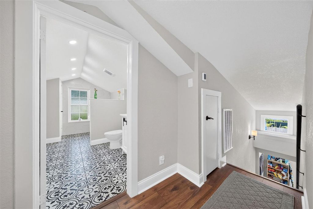 Image 16 of property listing at 1625 S EOLA DRIVE, Orlando, FL 32806