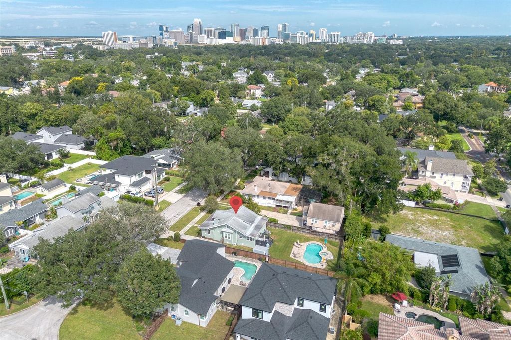 Image 24 of property listing at 1625 S EOLA DRIVE, Orlando, FL 32806