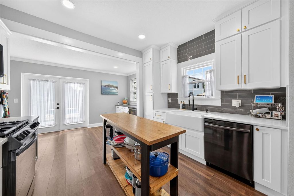 Image 37 of property listing at 1625 S EOLA DRIVE, Orlando, FL 32806