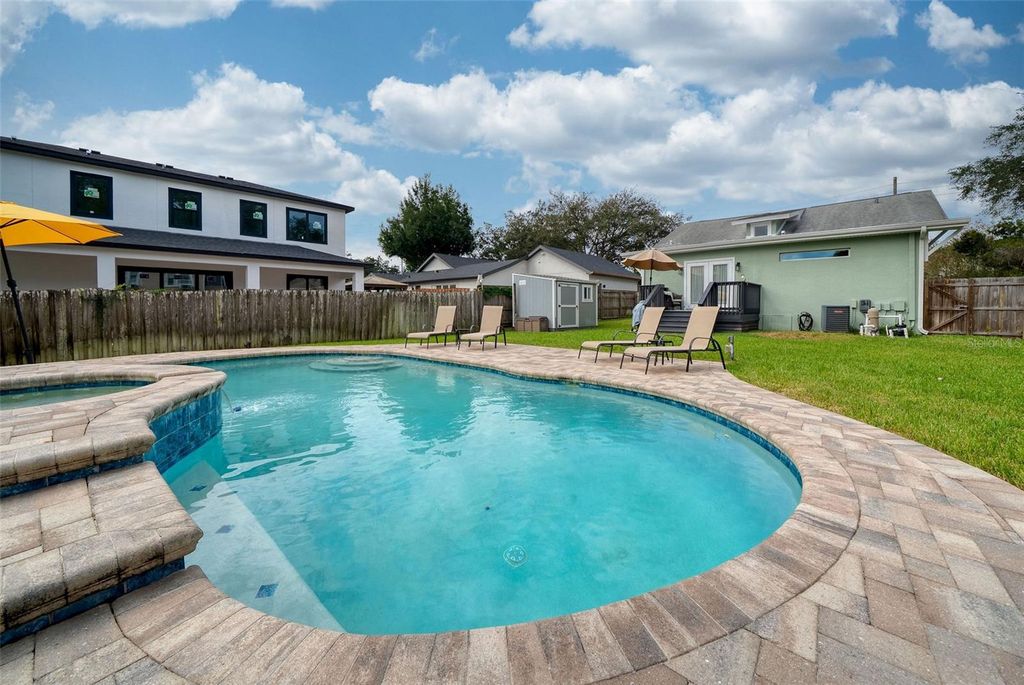 Image 41 of property listing at 1625 S EOLA DRIVE, Orlando, FL 32806