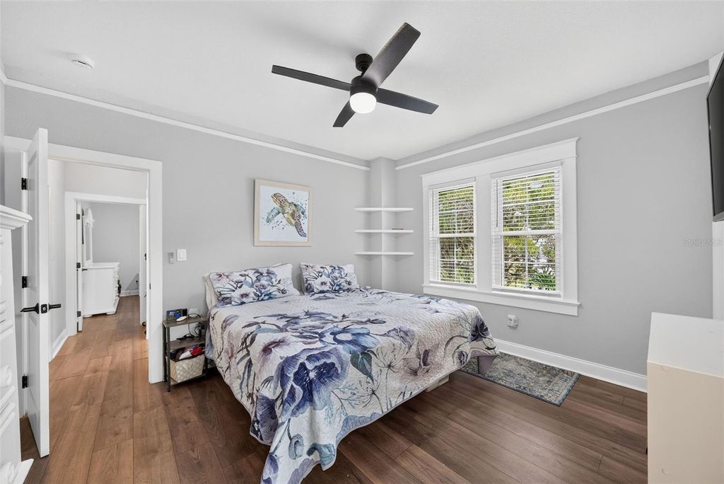 Image 10 of property listing at 1625 S EOLA DRIVE, Orlando, FL 32806