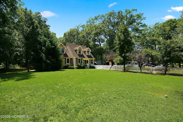 935 Bethel Church Road, Jackson, NJ 08527