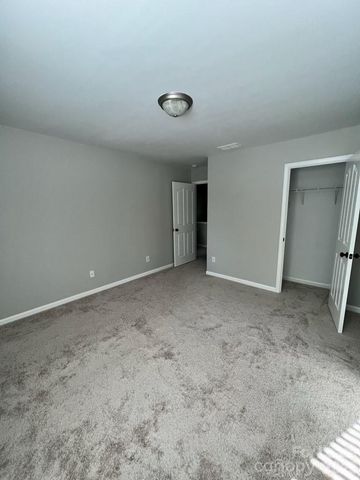 8940 Kirkley View Court, Charlotte, NC 28277