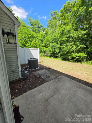8940 Kirkley View Court, Charlotte, NC 28277
