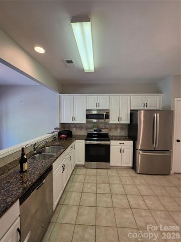 8940 Kirkley View Court, Charlotte, NC 28277
