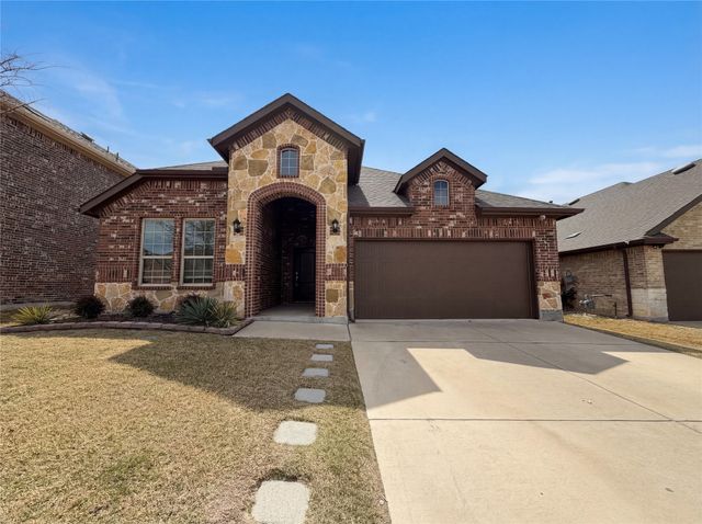 1013 Royal Lane, Celina, TX 75009