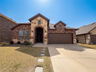 1013 Royal Lane, Celina, TX 75009