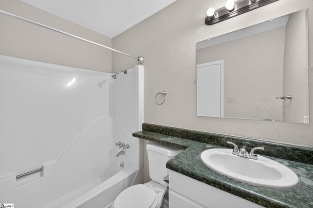 109 Old Farm Road, Moore, SC 29369