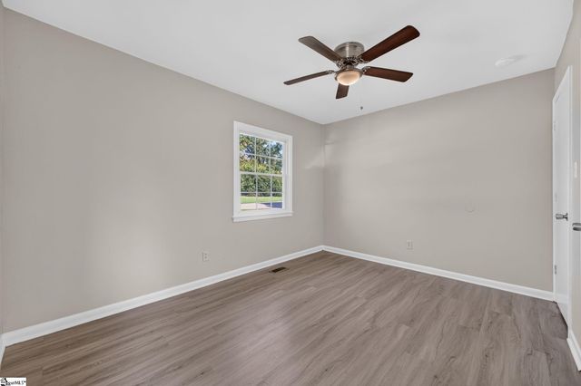 109 Old Farm Road, Moore, SC 29369