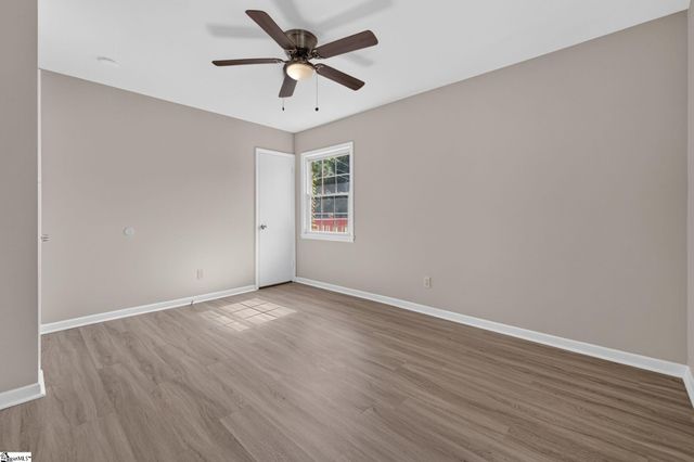 109 Old Farm Road, Moore, SC 29369
