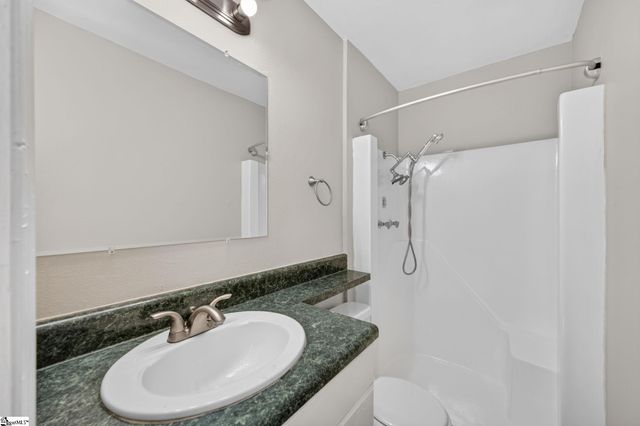 109 Old Farm Road, Moore, SC 29369
