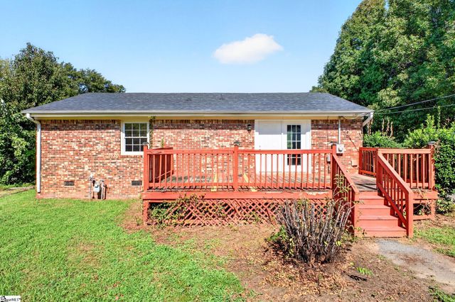 109 Old Farm Road, Moore, SC 29369