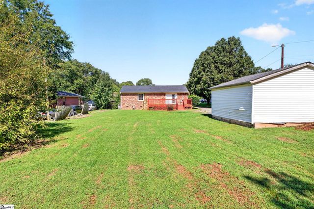 109 Old Farm Road, Moore, SC 29369