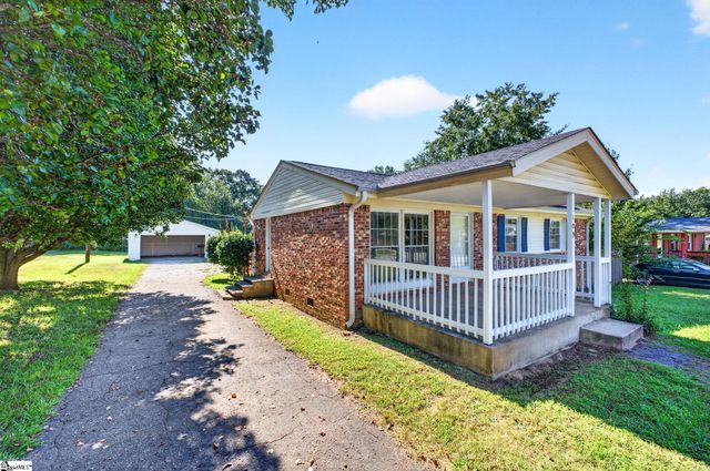 109 Old Farm Road, Moore, SC 29369