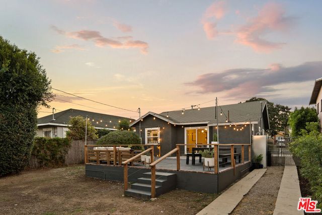 5408 7th Avenue, Los Angeles, CA 90043