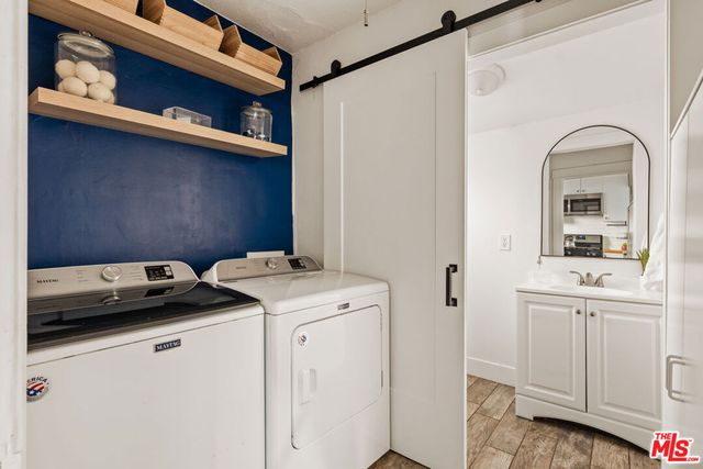 5408 7th Avenue, Los Angeles, CA 90043