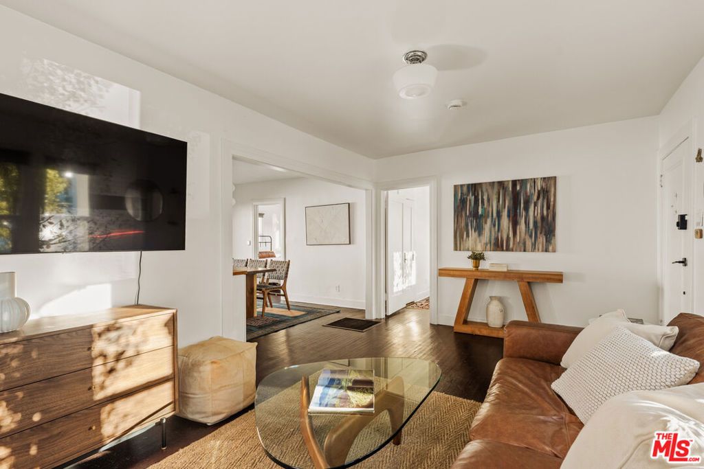 5408 7th Avenue, Los Angeles, CA 90043 — photo 3