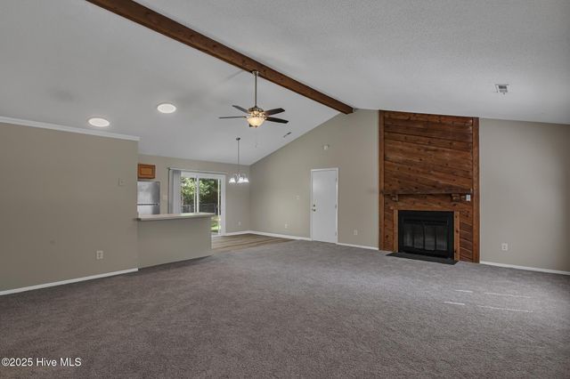 821 Shadowridge Road, Jacksonville, NC 28546