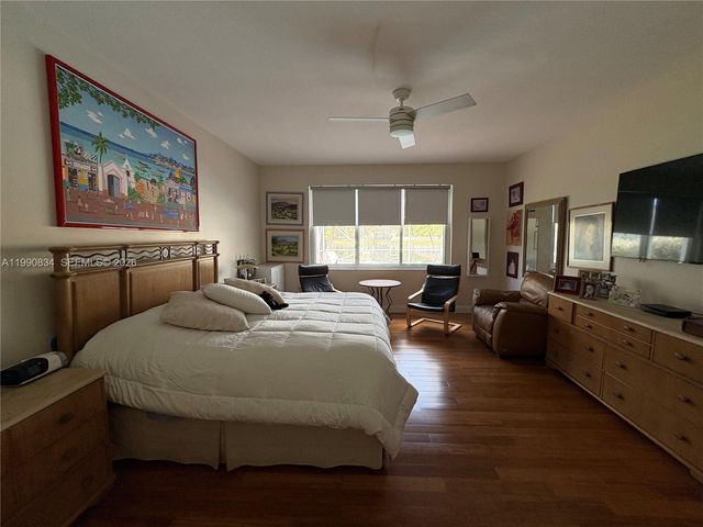 12513 NW 18th Mnr, Pembroke Pines, FL 33028