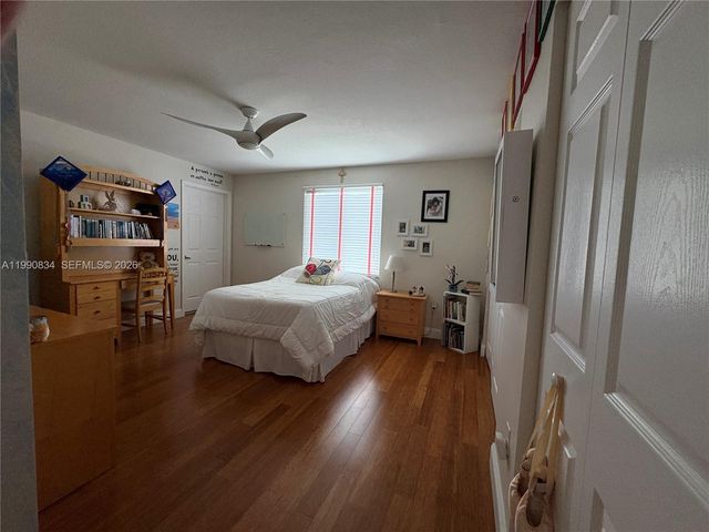 12513 NW 18th Mnr, Pembroke Pines, FL 33028