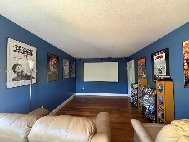 12513 NW 18th Mnr, Pembroke Pines, FL 33028