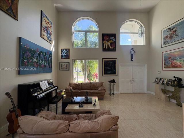 12513 NW 18th Mnr, Pembroke Pines, FL 33028