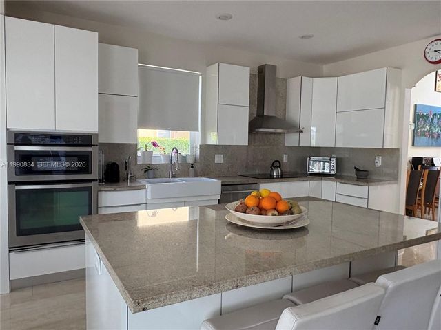 12513 NW 18th Mnr, Pembroke Pines, FL 33028