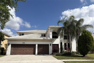 12513 NW 18th Mnr, Pembroke Pines, FL 33028