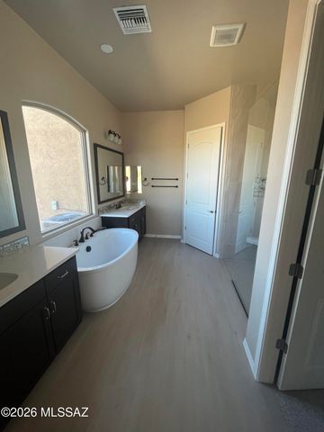 1726 E Buck Ridge Place, Tucson, AZ 85737