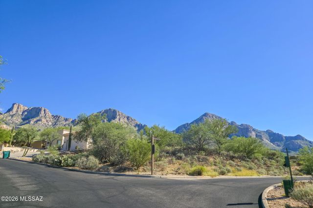 1726 E Buck Ridge Place, Tucson, AZ 85737