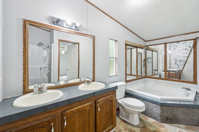 1565 Eugene Reed Rd, Woodbury, TN 37190