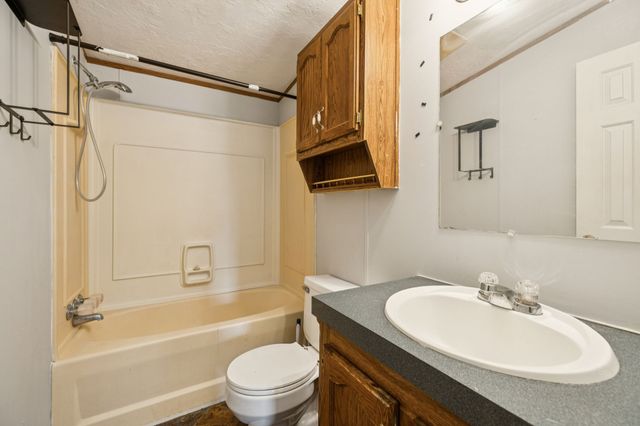 1565 Eugene Reed Rd, Woodbury, TN 37190