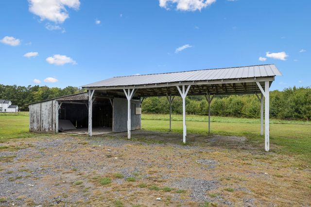 1565 Eugene Reed Rd, Woodbury, TN 37190