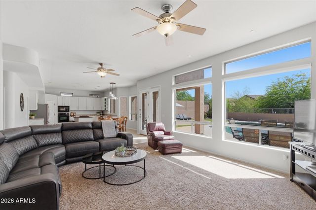 7943 E SUGARLOAF Circle, Mesa, AZ 85207