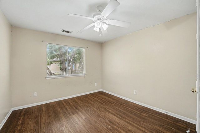 1805 Manor Circle, Rosenberg, TX 77471