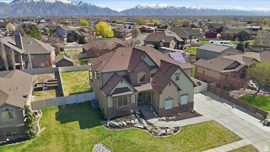 Image 64 of property listing at 3694 S 4975 W, West Haven, UT 84401