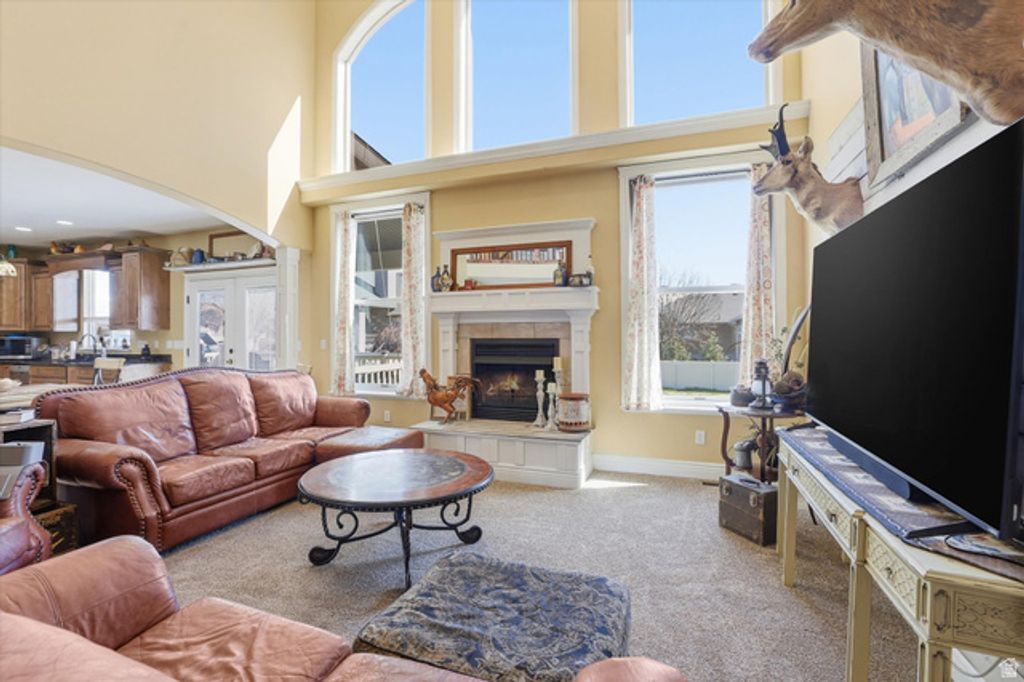 Image 8 of property listing at 3694 S 4975 W, West Haven, UT 84401