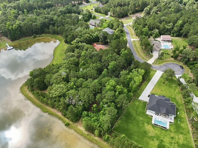 29320 Clydesdale Drive, Waller, TX 77484