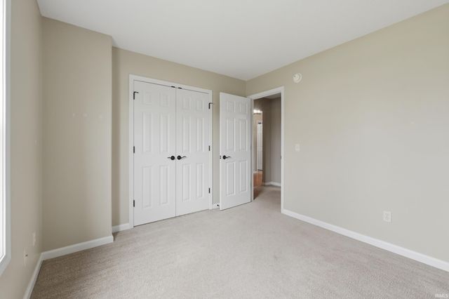 4028 Ravens Cove Run, Fort Wayne, IN 46818