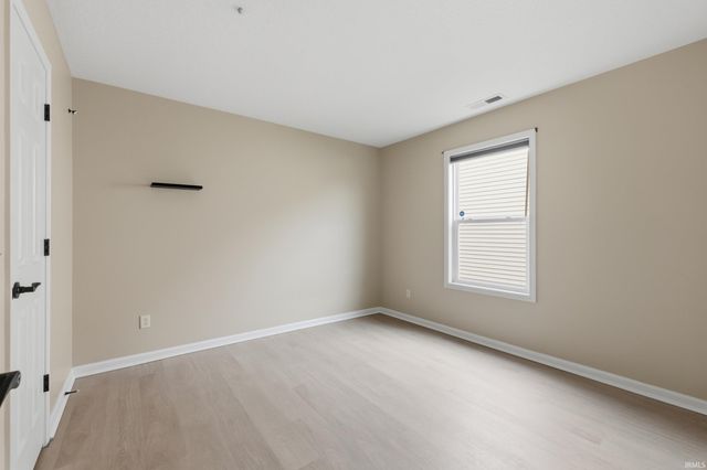 4028 Ravens Cove Run, Fort Wayne, IN 46818