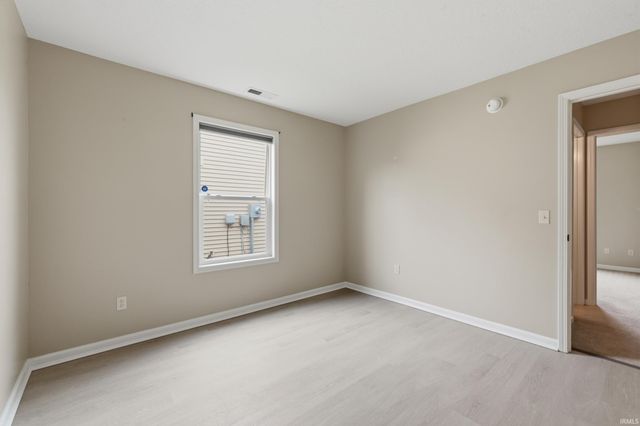 4028 Ravens Cove Run, Fort Wayne, IN 46818