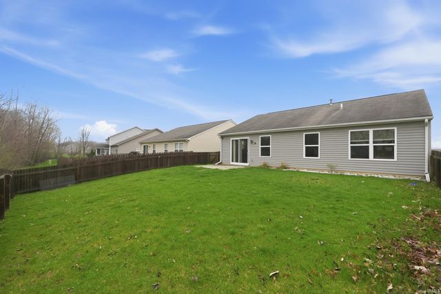 4028 Ravens Cove Run, Fort Wayne, IN 46818