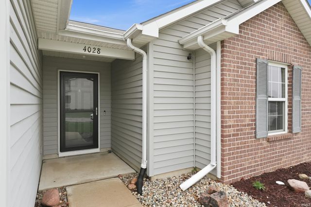 4028 Ravens Cove Run, Fort Wayne, IN 46818