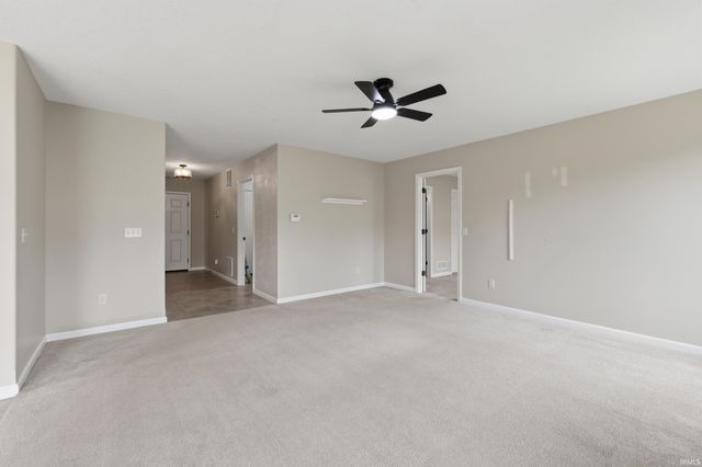 4028 Ravens Cove Run, Fort Wayne, IN 46818