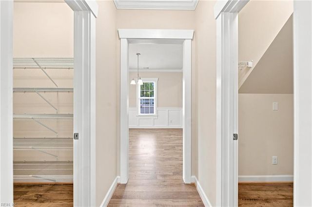 911 Bainbridge BLVD, Chesapeake, VA 23324