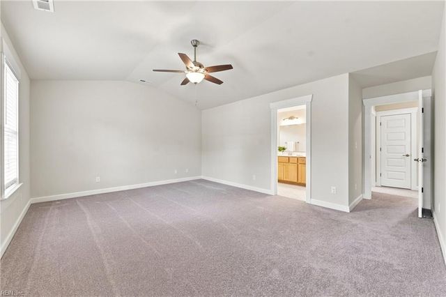 911 Bainbridge BLVD, Chesapeake, VA 23324